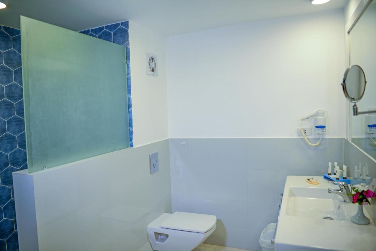 Deluxe Triple Room,1038689113:JPEG